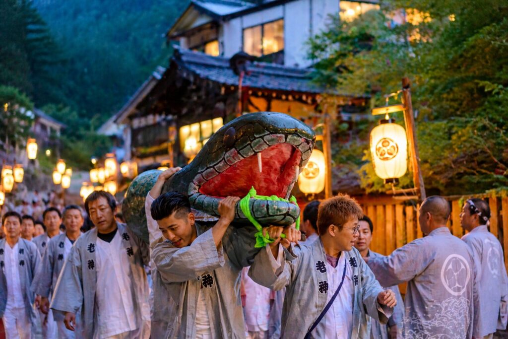 現在の画像: 沼田市・老神温泉大蛇まつり